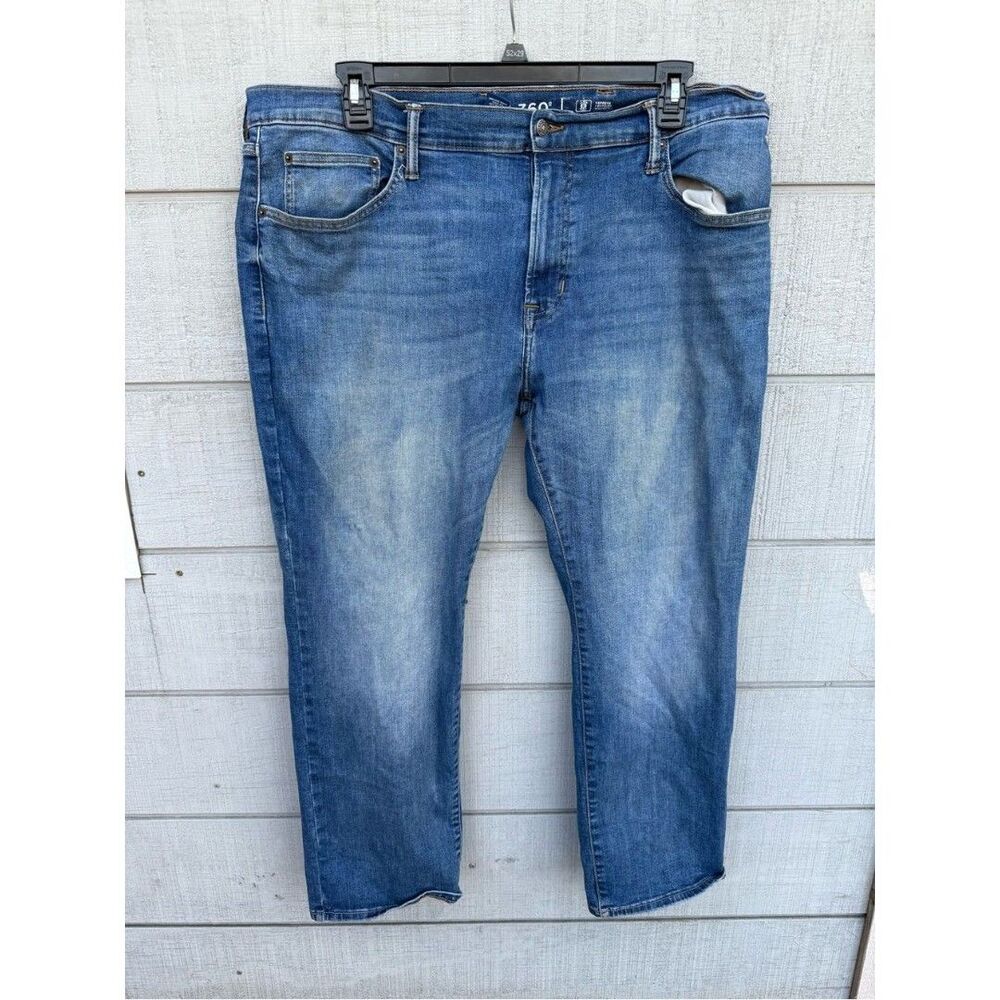 Arizona Jean Company Men's Faded Blue Straight Jeans size 40W X 29L
